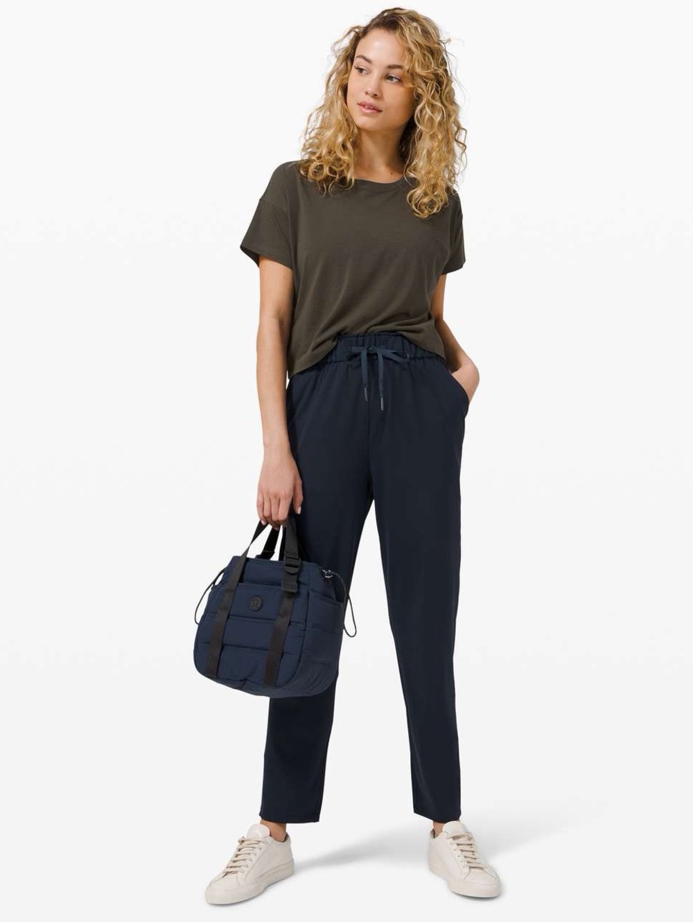 Lululemon Keep Moving Pant 7/8 High-Rise
True Navy